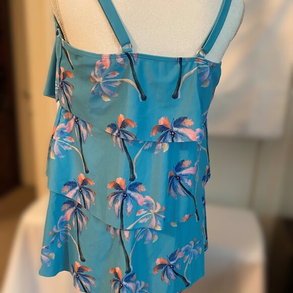 Tankini - Picture 4 of 12
